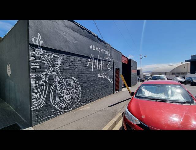 3,450M² BUILDING FOR SALE IN SALT RIVER